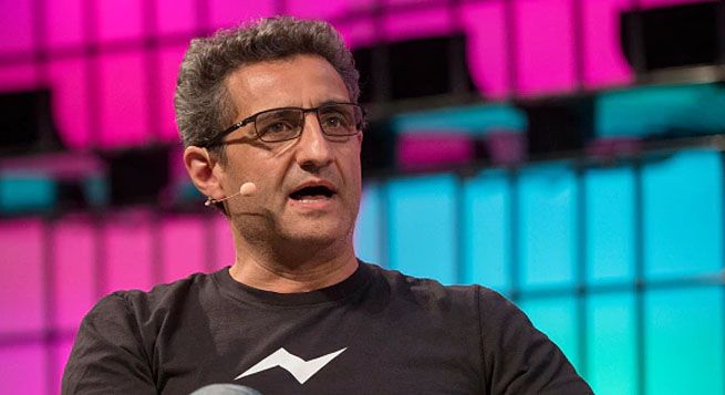 Facebook_Messenger_head _to_leave_company_in_2022