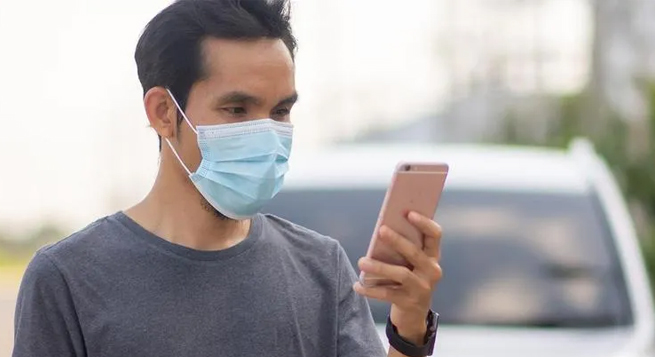 Apple releases update to unlock iPhone with face mask on
