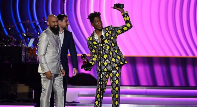 Batiste wins album honor, Zelenskiy makes appeal at Grammys