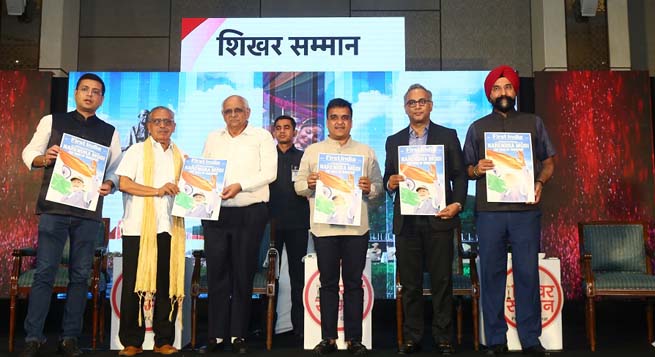 1st India News and Bharat24 honour entrepreneurs from Gujarat