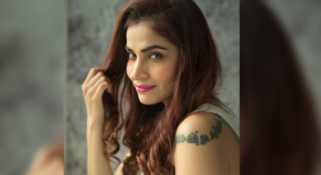 Singer Shruti Pathak launches ‘Haaniya’ song-related NFT