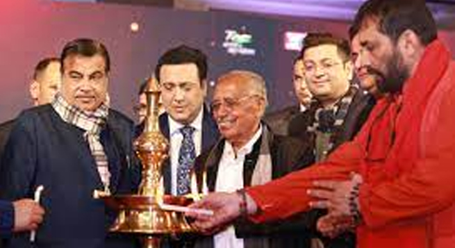 Nitin Gadkari honours Bharat24’s ‘Super Indians’