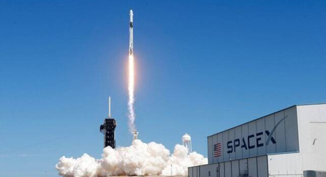 Indonesia, SpaceX launches satellite to boost internet connectivity