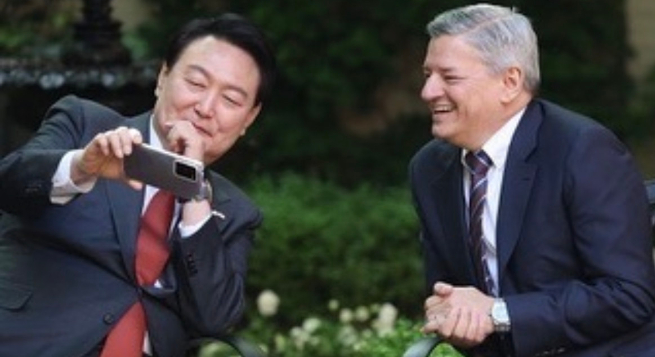 Netflix co-CEO Ted Sarandos to visit S. Korea from June 20