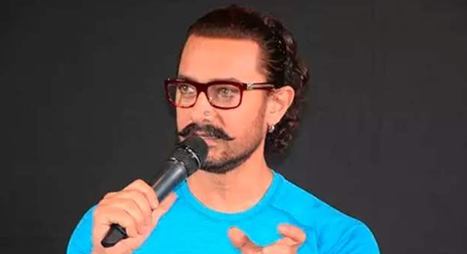 Aamir Khan announces 'Sitare Zameen Par'